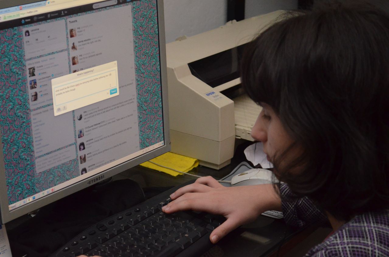 Eu tweetando no PC dos meus pais com 13 anos. Eu tweetando no PC dos meus pais com 13 anos.